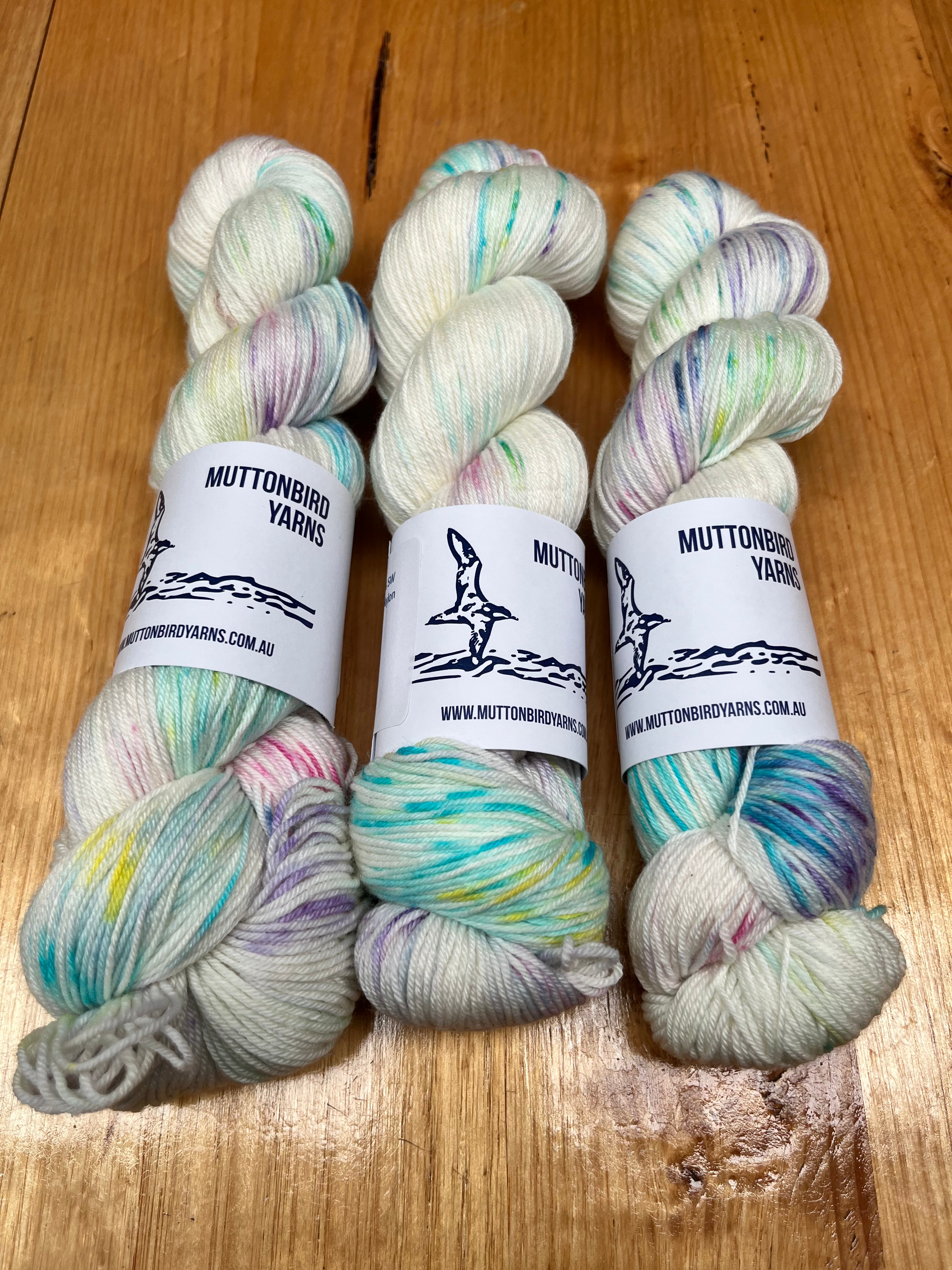 Premium Silk Sock 4play - Spottilicious Unicorn