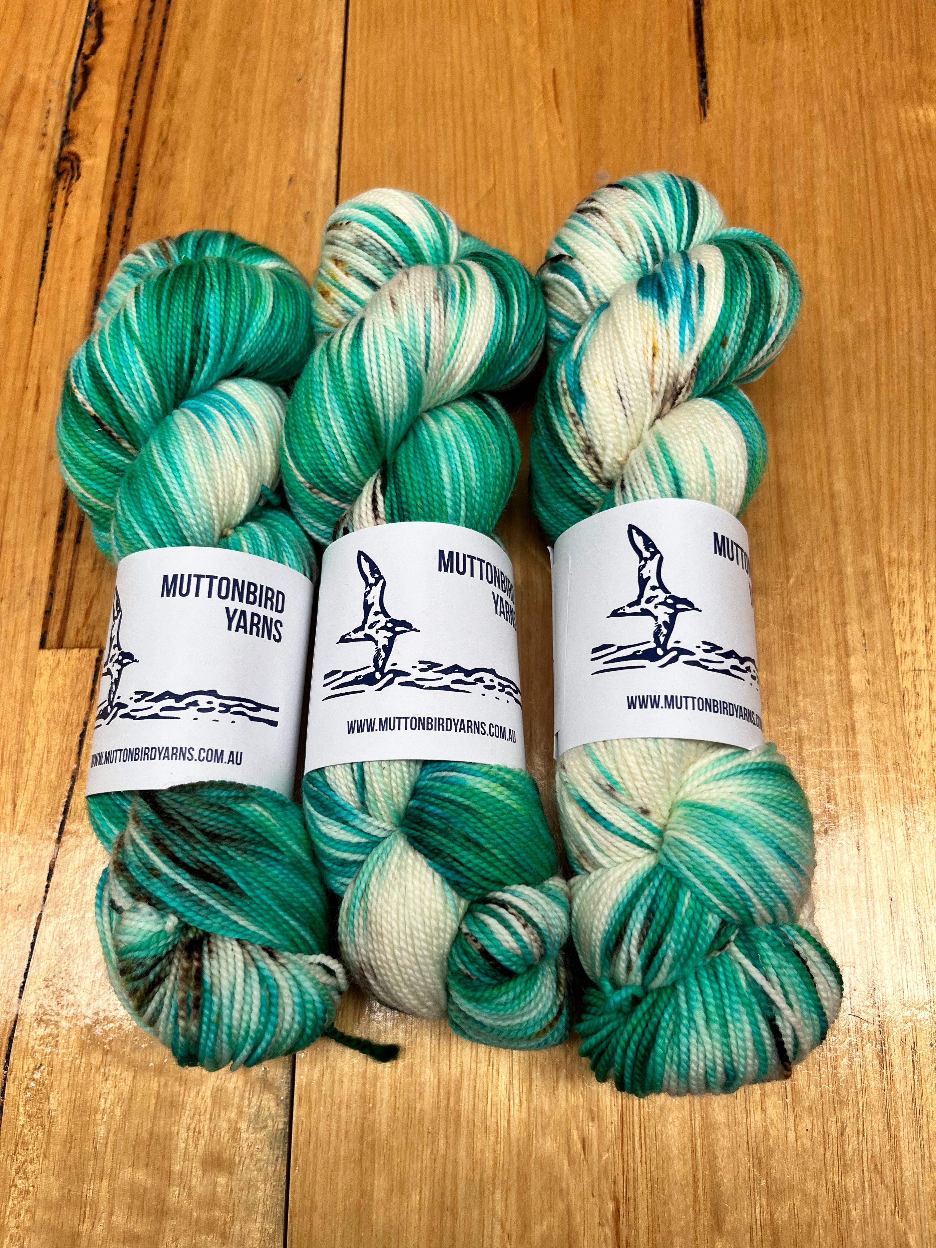 Luscious Sock High Twist Sock 4 ply - Peppermint Crisp