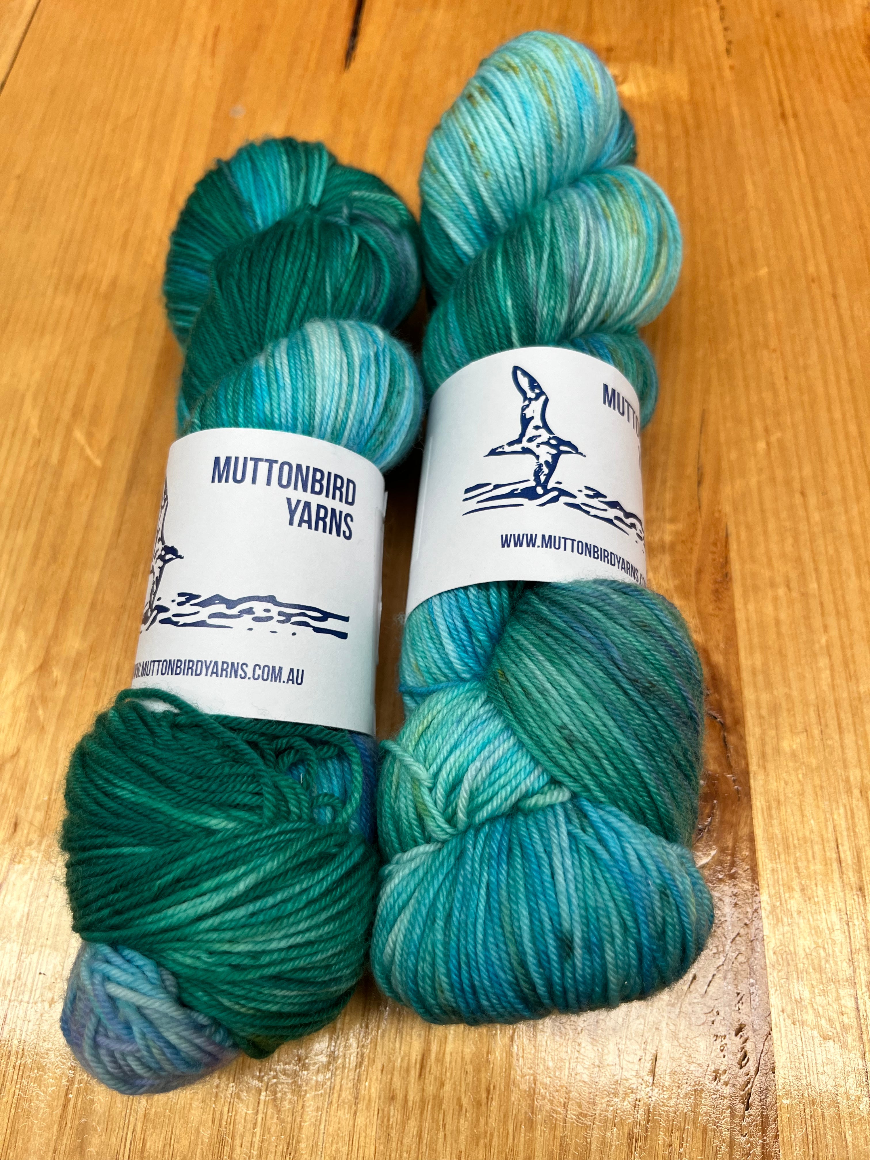 Reg Twist 4ply/fingering weight Astroturf Unicorn