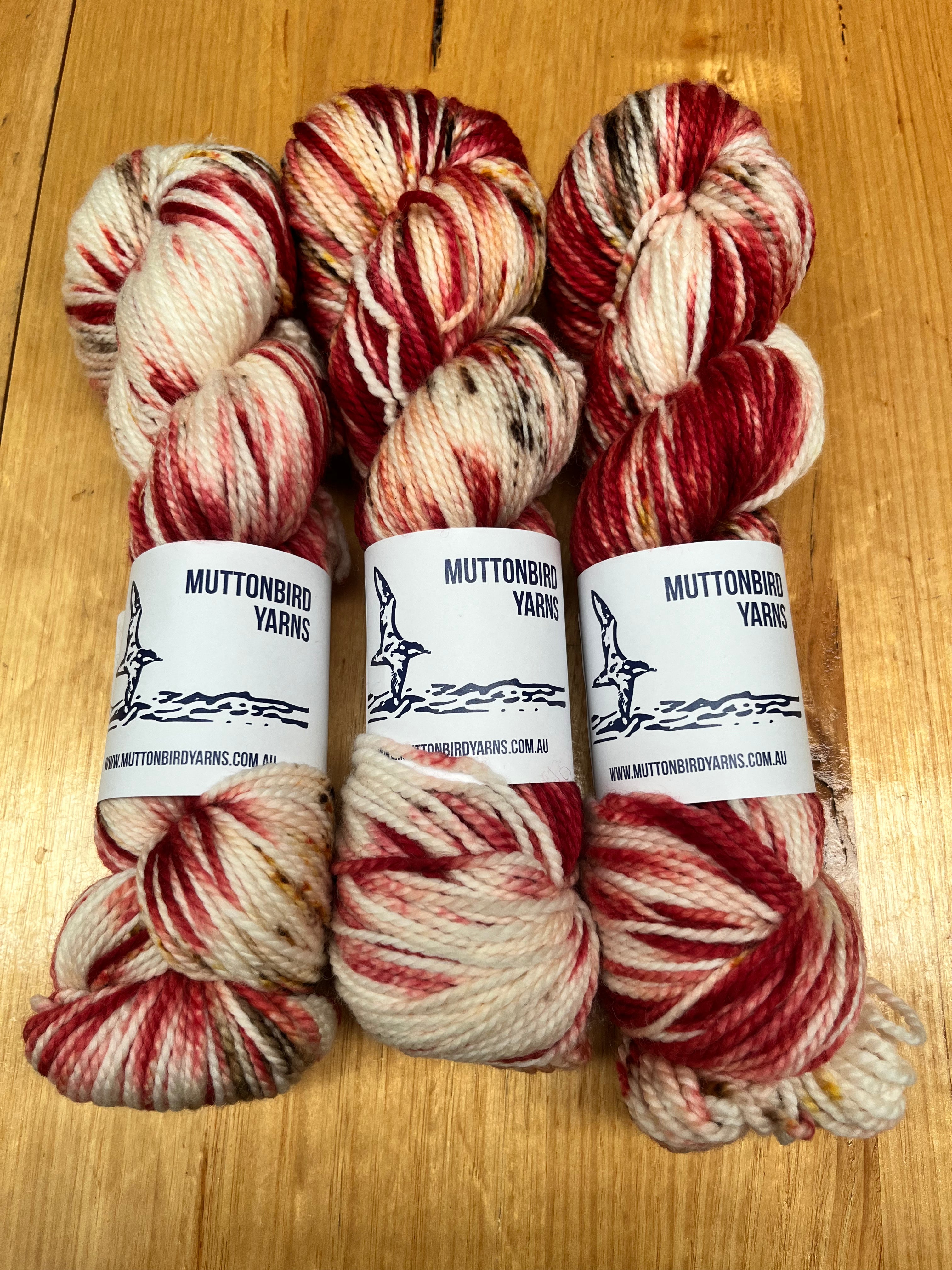 Hi Twist DK - Cherry Ripe